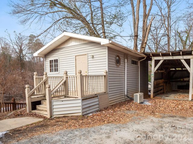 1828 Memorial Highway, Lake Lure, NC 28746