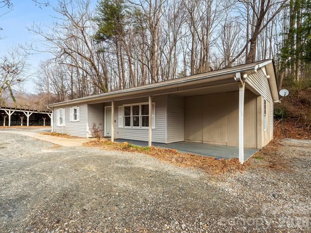 1828 Memorial Highway, Lake Lure, NC 28746