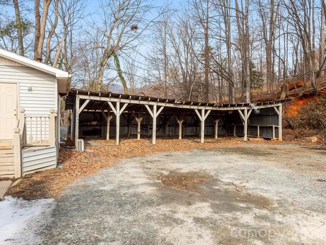 1828 Memorial Highway, Lake Lure, NC 28746