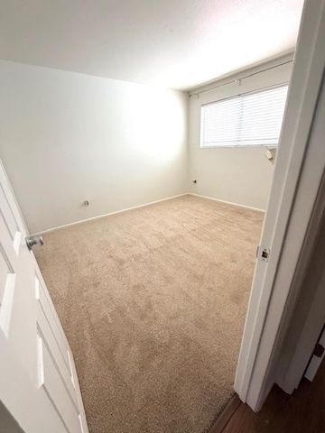 1840 S Las Palmas Circle, Mesa, AZ 85202