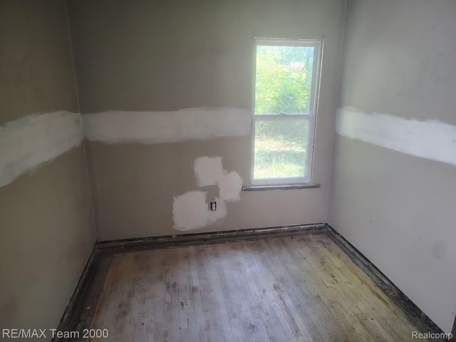 9186 Steel Street, Detroit, MI 48228