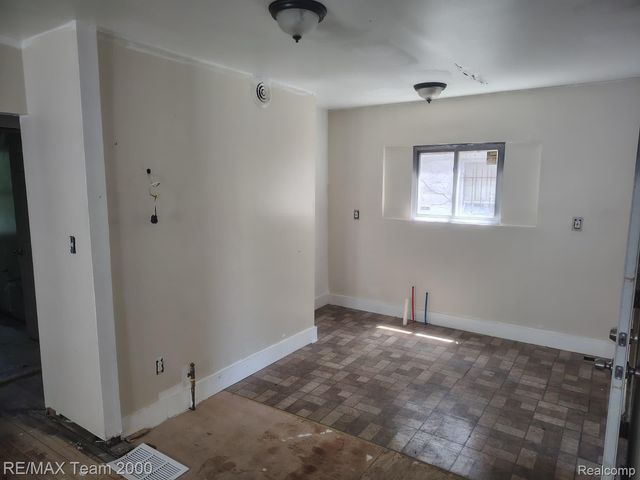 9186 Steel Street, Detroit, MI 48228