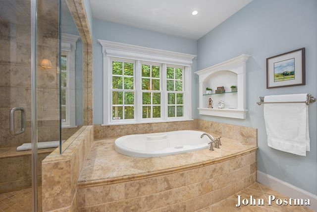 6605 Avonlea Court, Grand Rapids, MI 49546