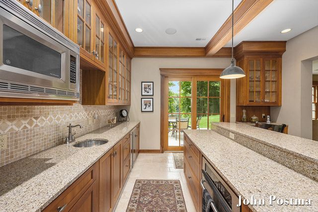 6605 Avonlea Court, Grand Rapids, MI 49546