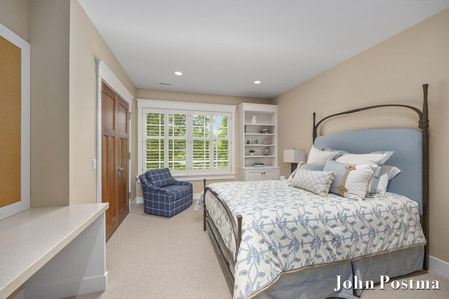 6605 Avonlea Court, Grand Rapids, MI 49546