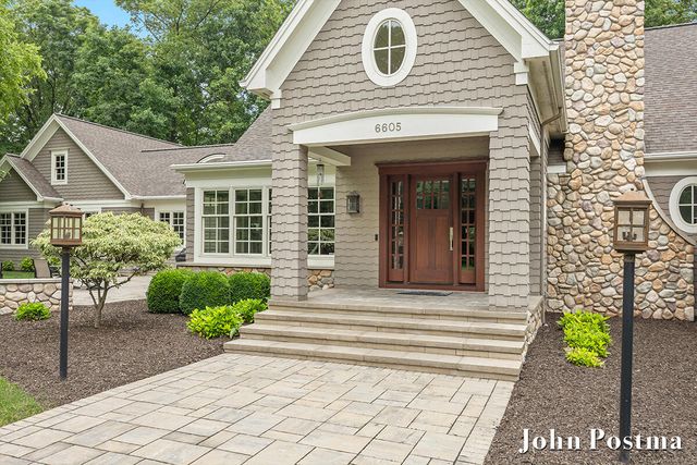 6605 Avonlea Court, Grand Rapids, MI 49546