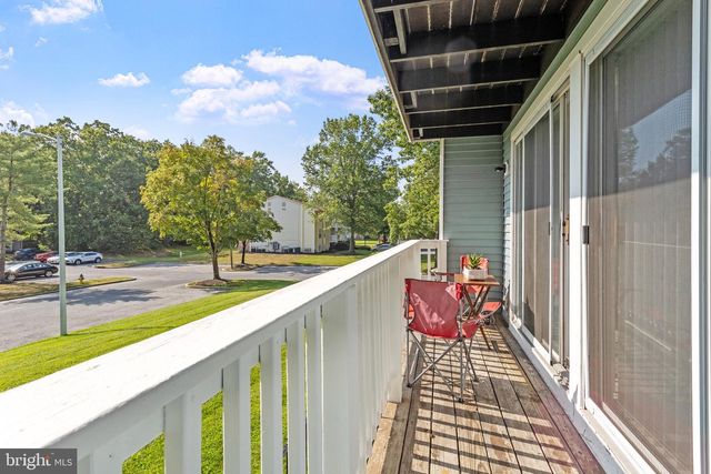 43 KENWOOD DR, Sicklerville, NJ 08081