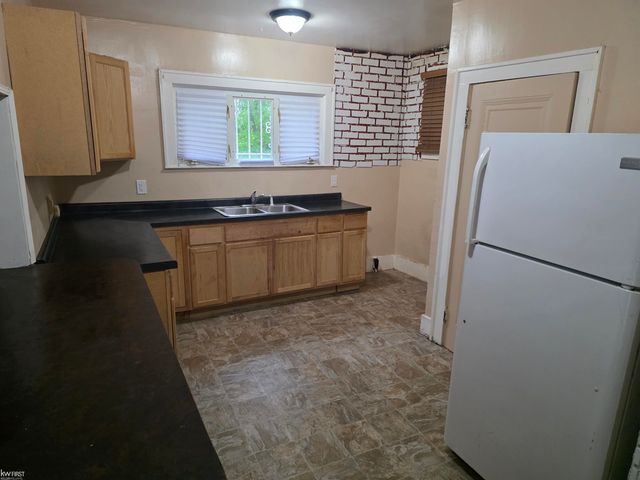 209 E York Street, Flint, MI 48505