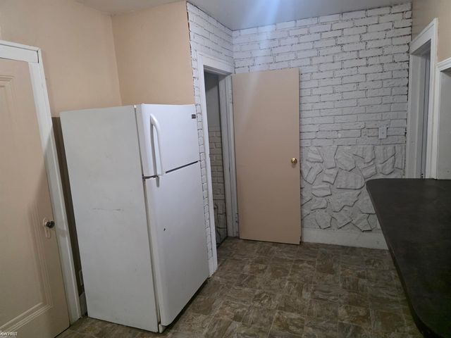 209 E York Street, Flint, MI 48505