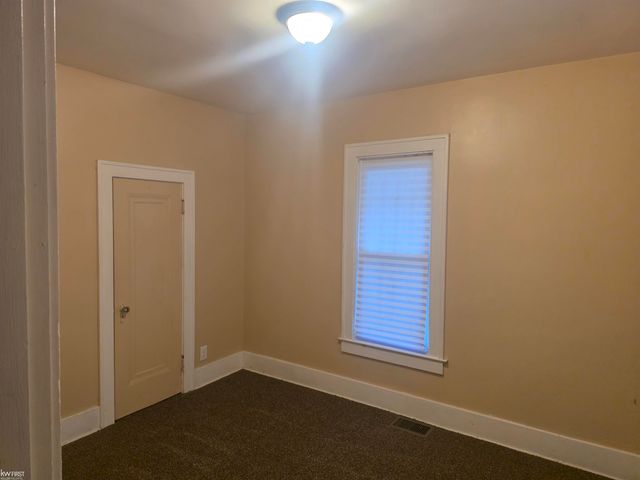 209 E York Street, Flint, MI 48505