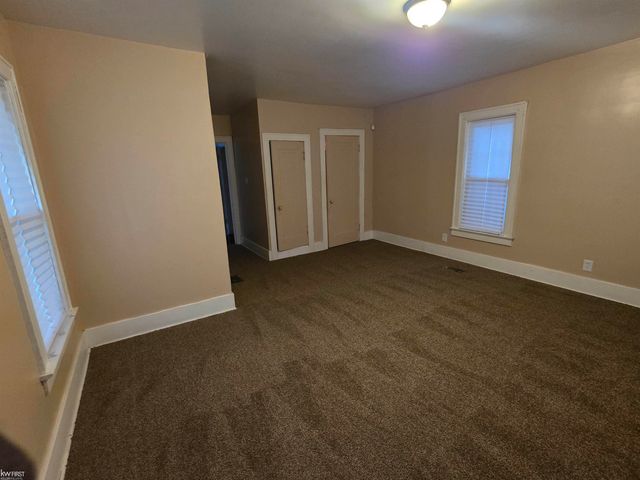 209 E York Street, Flint, MI 48505