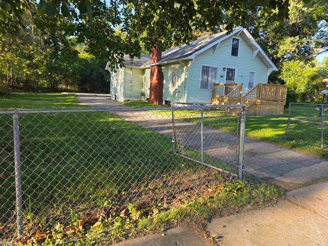 209 E York Street, Flint, MI 48505