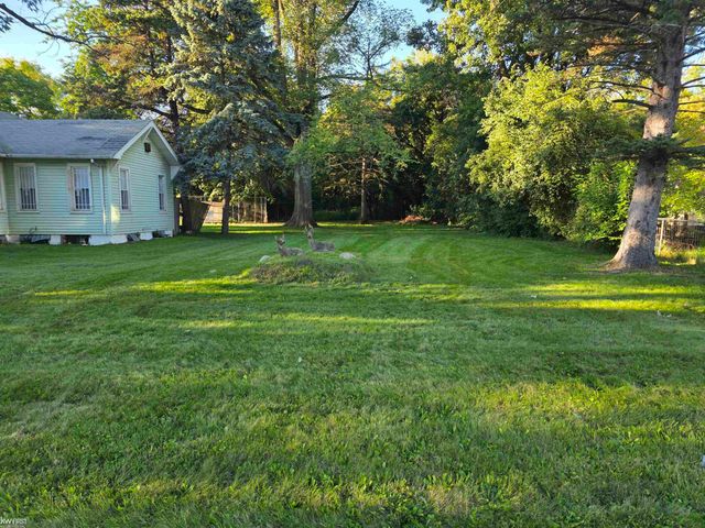 209 E York Street, Flint, MI 48505