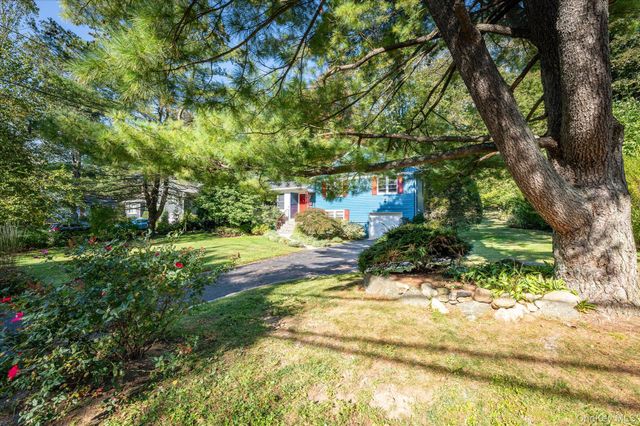 4 Pine Ridge Road, Rye Brook, NY 10573