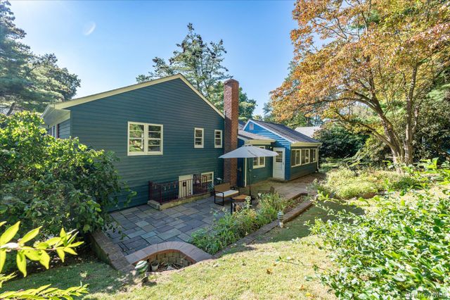 4 Pine Ridge Road, Rye Brook, NY 10573