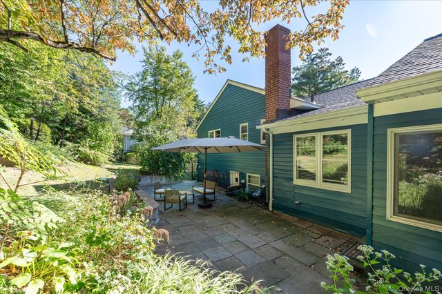 4 Pine Ridge Road, Rye Brook, NY 10573