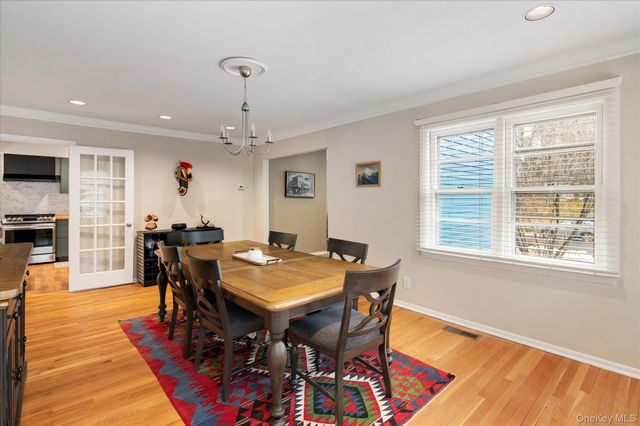 4 Pine Ridge Road, Rye Brook, NY 10573