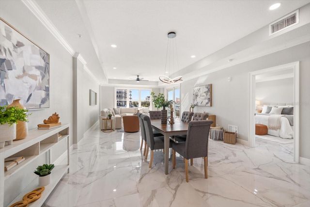 211 DOLPHIN POINT 202, Clearwater Beach, FL 33767