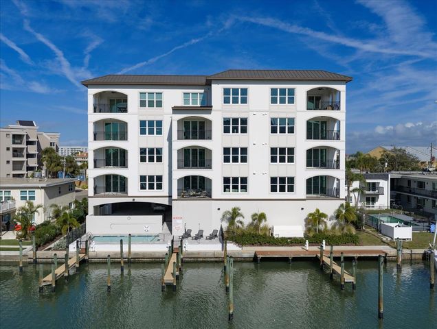 211 DOLPHIN POINT 202, Clearwater Beach, FL 33767