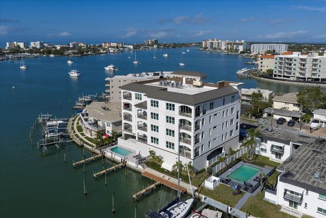211 DOLPHIN POINT 202, Clearwater Beach, FL 33767