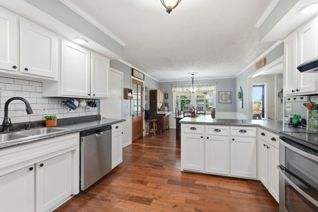 1512 Smith Dr, Lebanon, TN 37087