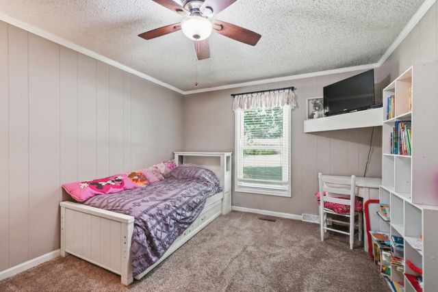 1512 Smith Dr, Lebanon, TN 37087