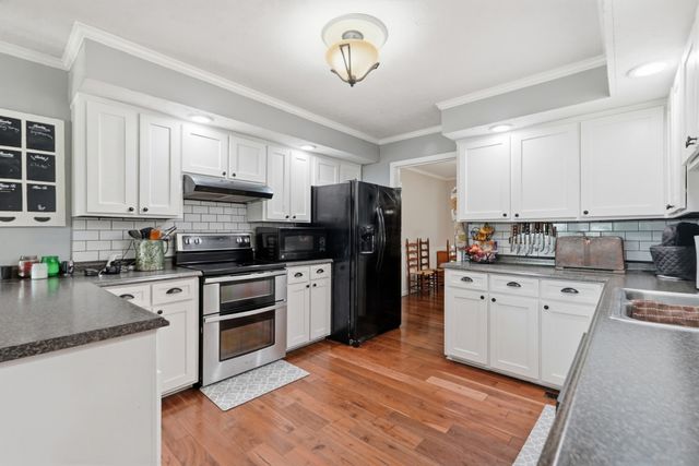 1512 Smith Dr, Lebanon, TN 37087