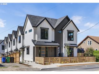 5183 Se 28TH Ave 8, Portland, OR 97202