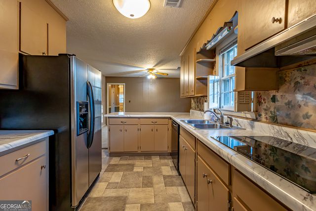 5021 Greenhill Road, Eastman, GA 31023