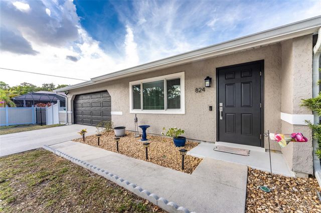 824 CALVERT AVENUE NW, Port Charlotte, FL 33948