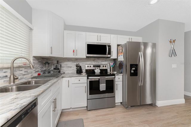 824 CALVERT AVENUE NW, Port Charlotte, FL 33948