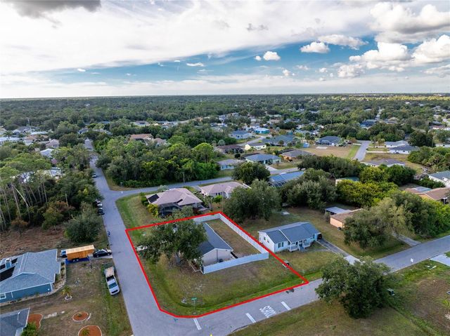 824 CALVERT AVENUE NW, Port Charlotte, FL 33948