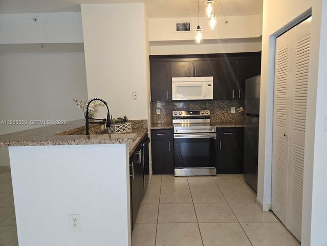 7260 NW 114th Ave 10810, Doral, FL 33178