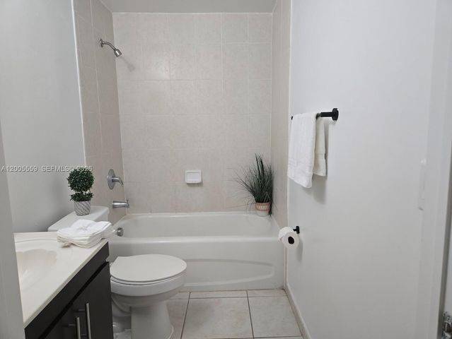 7260 NW 114th Ave 10810, Doral, FL 33178