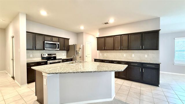 1113 Meadow Side Drive, Princeton, TX 75407