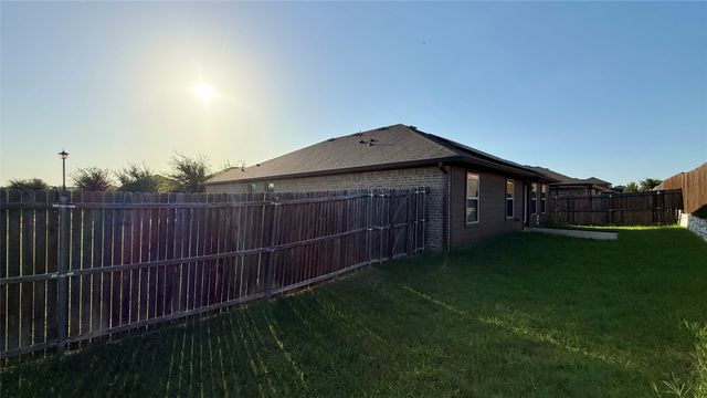 1113 Meadow Side Drive, Princeton, TX 75407