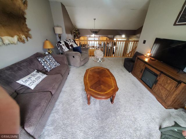 470 Brookhaven Drive, Hammond, WI 54015