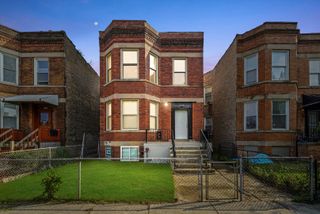 1759 E 72nd Place, Chicago, IL 60649