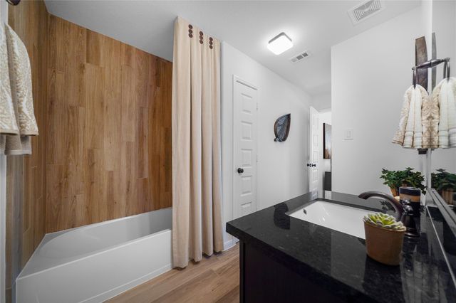 6603 Allens Landing, Needville, TX 77461