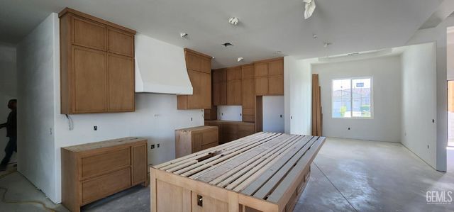 15520 Georges Letour Avenue, Bakersfield, CA 93314