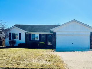 28720 Bingham Drive, Chesterfield Township, MI 48047