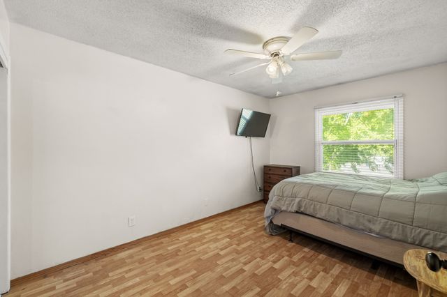 4413 73rd Place, Urbandale, IA 50322