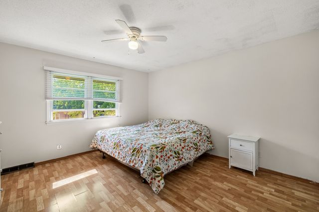 4413 73rd Place, Urbandale, IA 50322