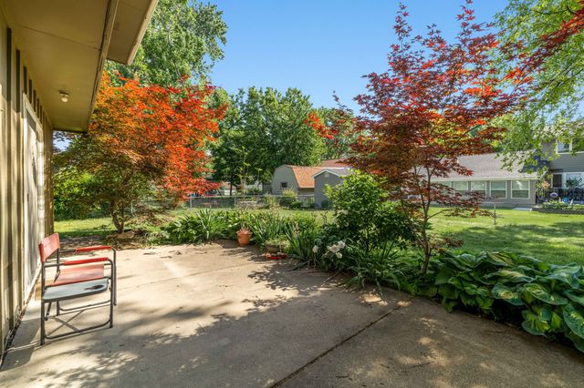 4413 73rd Place, Urbandale, IA 50322