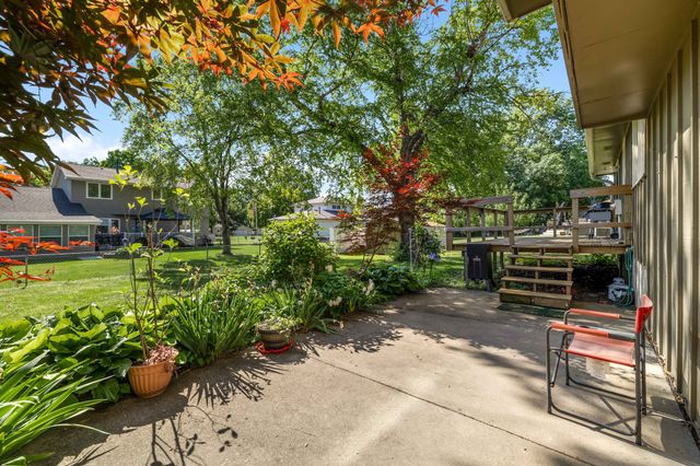4413 73rd Place, Urbandale, IA 50322