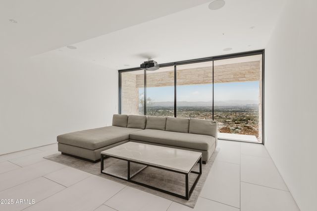 4301 E UPPER RIDGE Way, Paradise Valley, AZ 85253