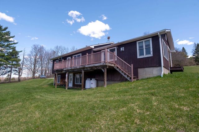 246 Gray Road, Plainfield, VT 05667