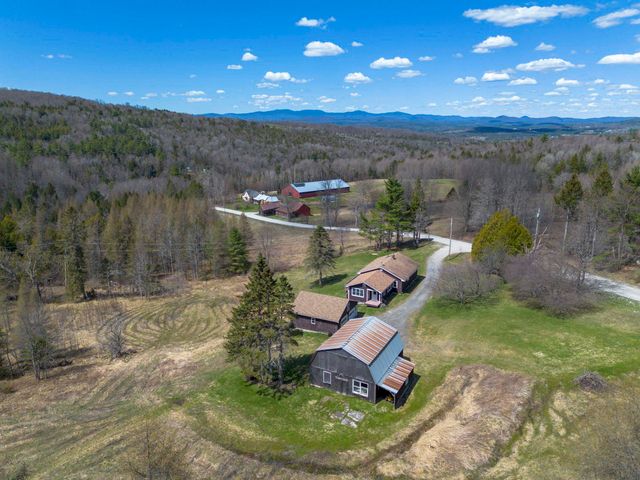 246 Gray Road, Plainfield, VT 05667