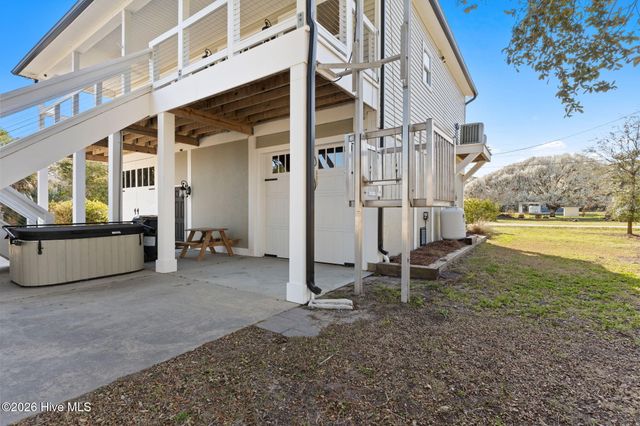 2020 Styrons Landing Road SW, Supply, NC 28462