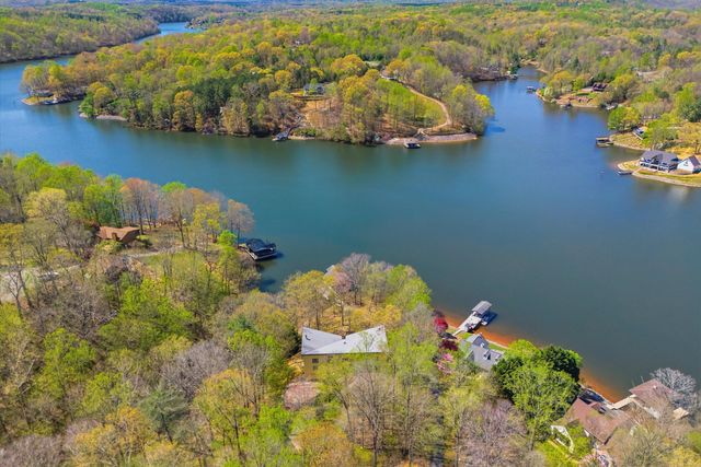 143 Charlotte LN, Hardy, VA 24101